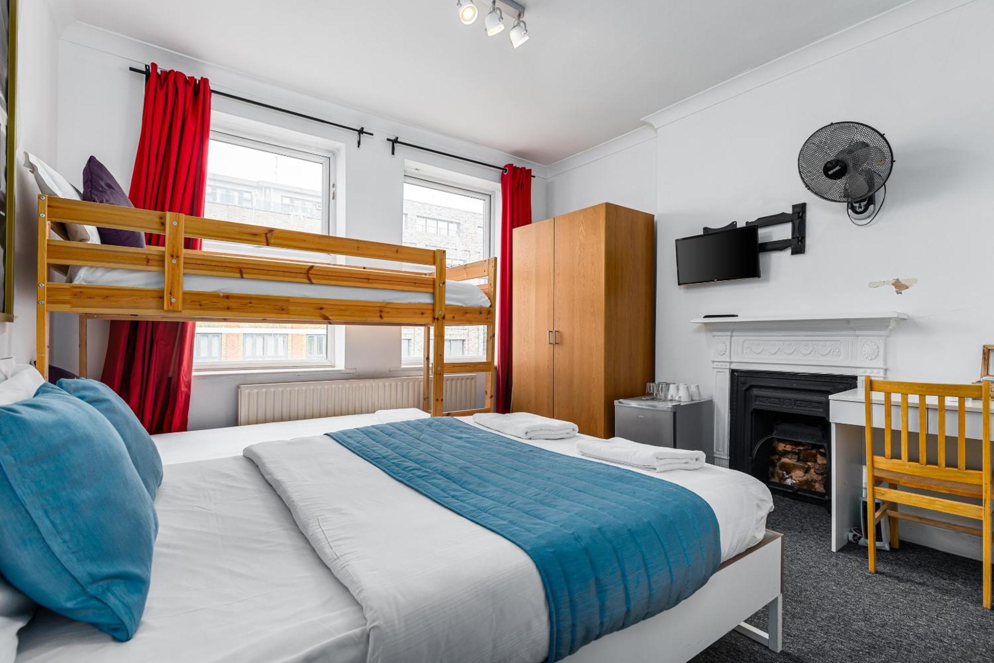 Ryam Suites London Room photo
